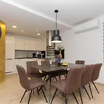 Ivanka Villa *